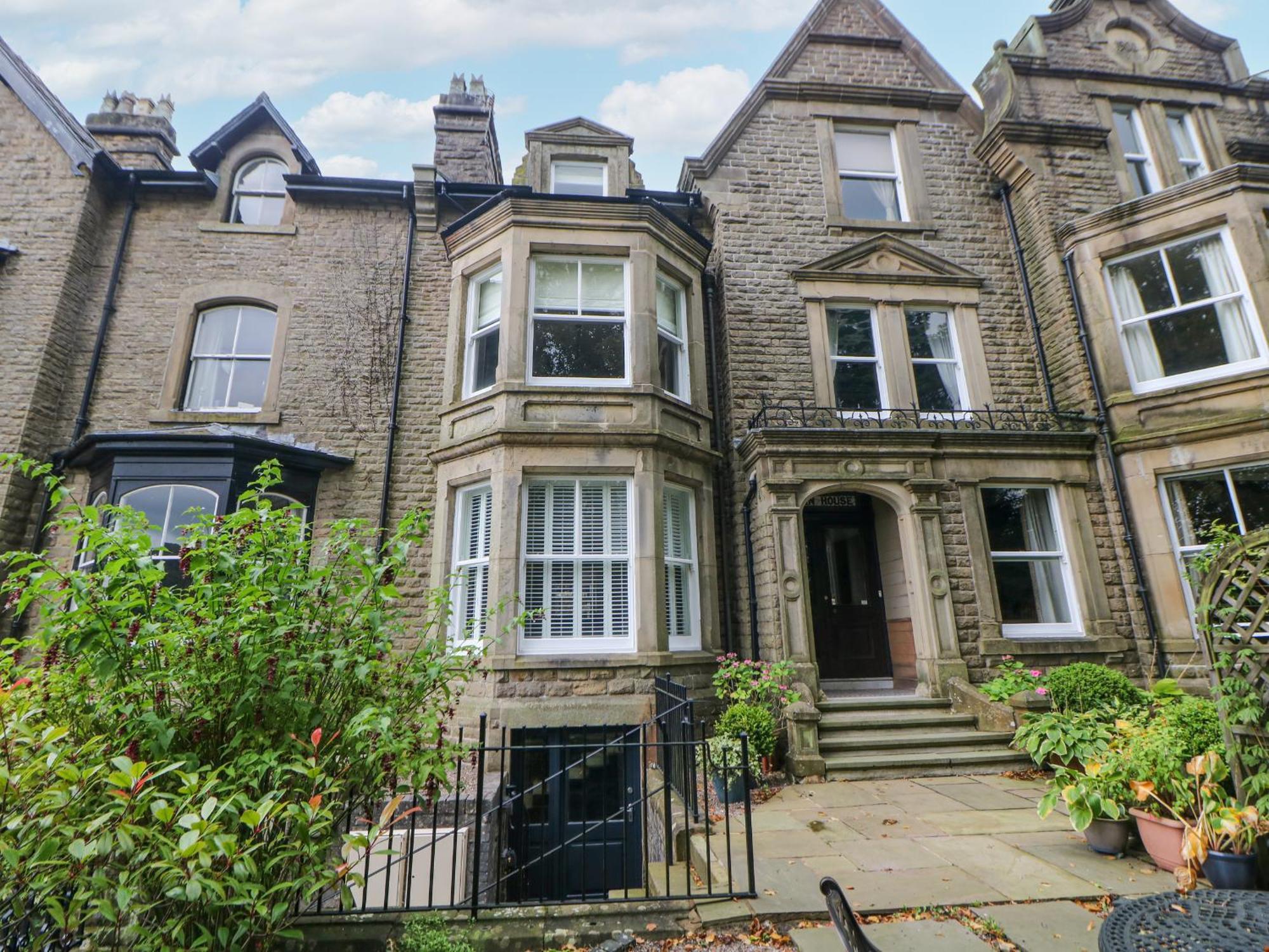Spa House Buxton  Exterior photo